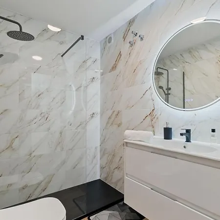 Wonderful 3 Bedrooms * 托雷维耶哈